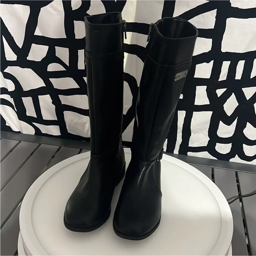 New authentic Nine West designer girls black riding boots sz 3 display